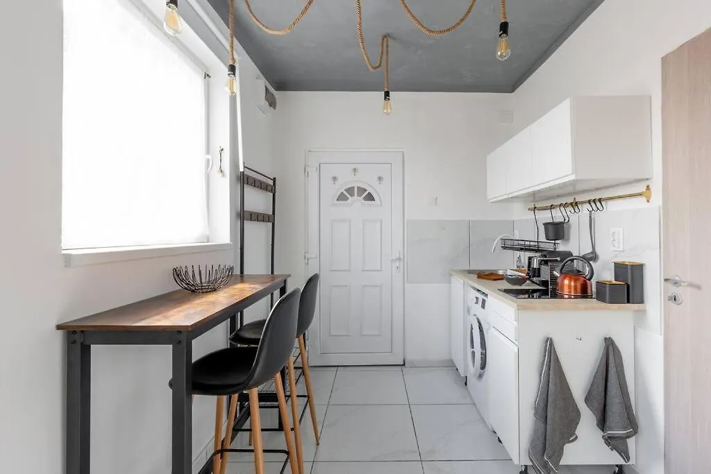 Apartman Cozy And Stylish Studio In The Ruin Bar District Budapest